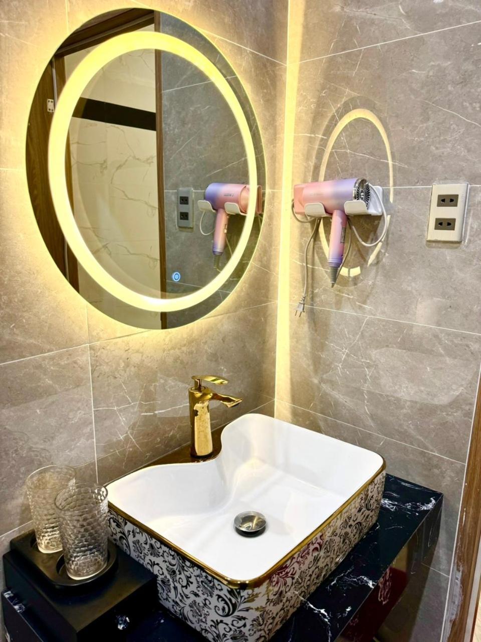 Bao Ngoc Hotel Cao Lanh ภายนอก รูปภาพ